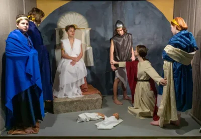 Когда любовь и долг сталкиваются: тайная жизнь между двумя мирами