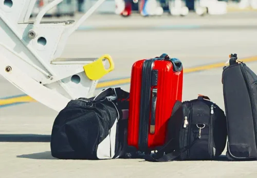 Переезд за горизонт: что остается с человеком, когда уходит почва из-под ног?