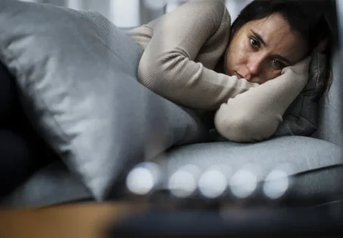 Тонкая грань между собой и материнством: что скрывают зеркала наших вторников