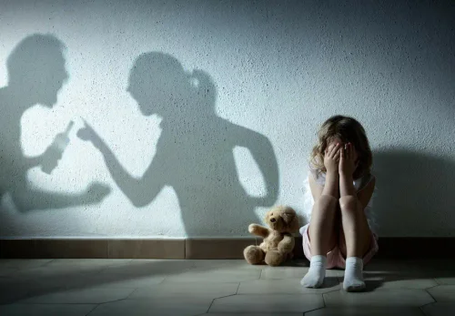 Закон запертой комнаты: когда детские тени шепчут нам во взрослой жизни