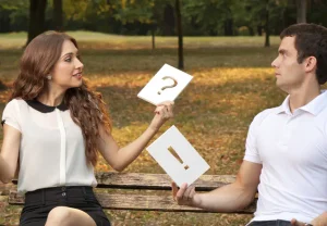 Тени под светом: истории о том, как самые неприметные трещины в отношениях меняют нас навсегда