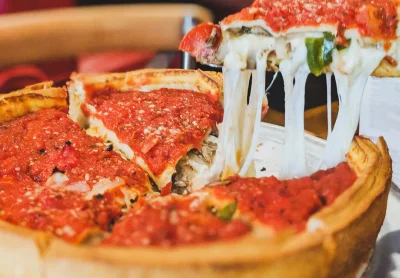 Когда «нормальность» обрекает на одиночество: почему общество боится других и что это говорит о каждом из нас