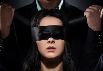 Как психологически устойчивые люди охотно погружаются в BDSM — разрушаем мифы общества