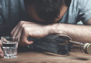 Алкоголизм и интеллект: почему школьные двойки могут быть опаснее, чем кажется