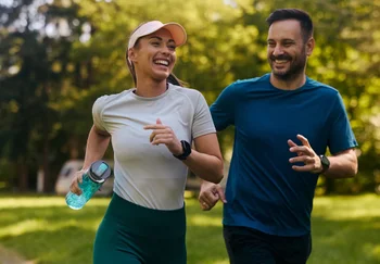 Мужчины выигрывают по баллам, женщины — по жизни: гендерная загадка счастья