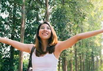 Как зеленый ландшафт может вылечить подростков от социальной изоляции и вернуть веру в людей