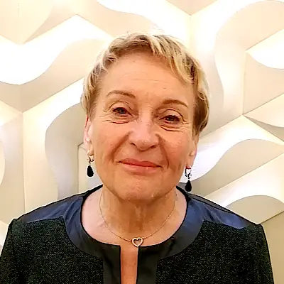 Михайлова Лариса Григорьевна