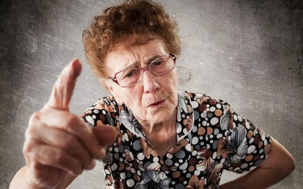 Неидеальные люди в нашей жизни: Как жить с теми, кого не выбирали?