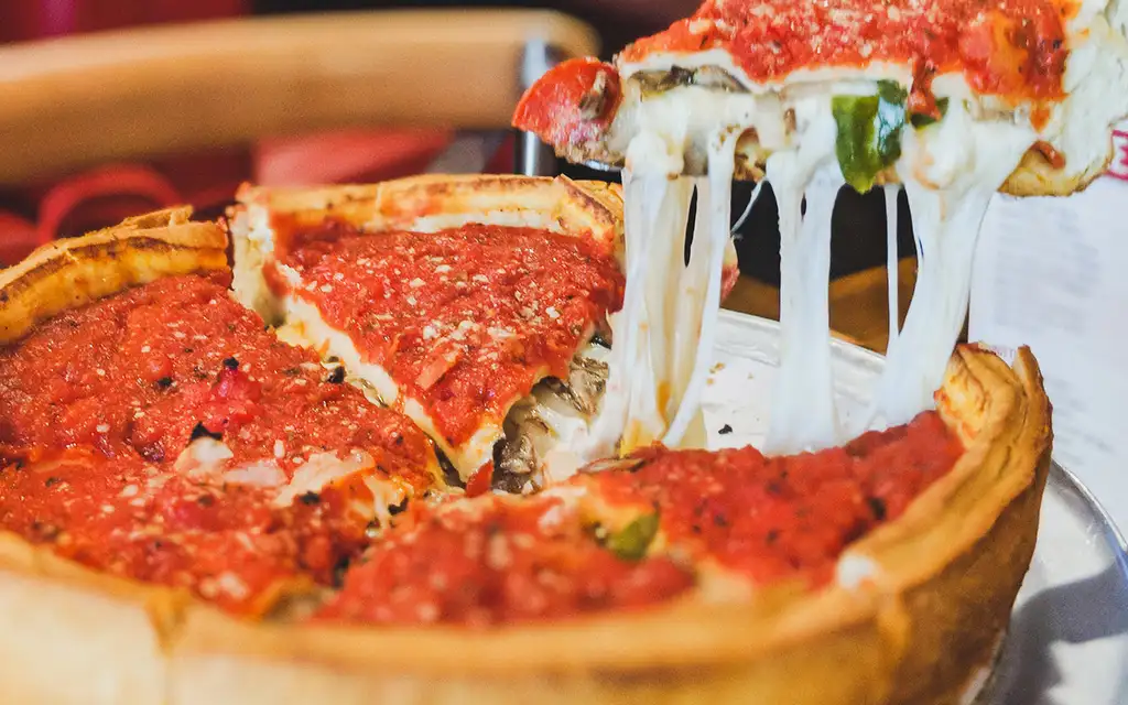 Когда «нормальность» обрекает на одиночество: почему общество боится других и что это говорит о каждом из нас