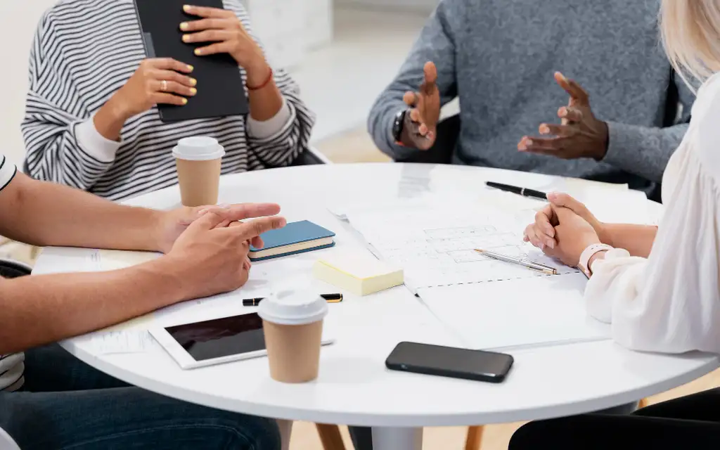 Химия общения: как незаметный дирижёр способен изменить семьи, компании и даже самого вас