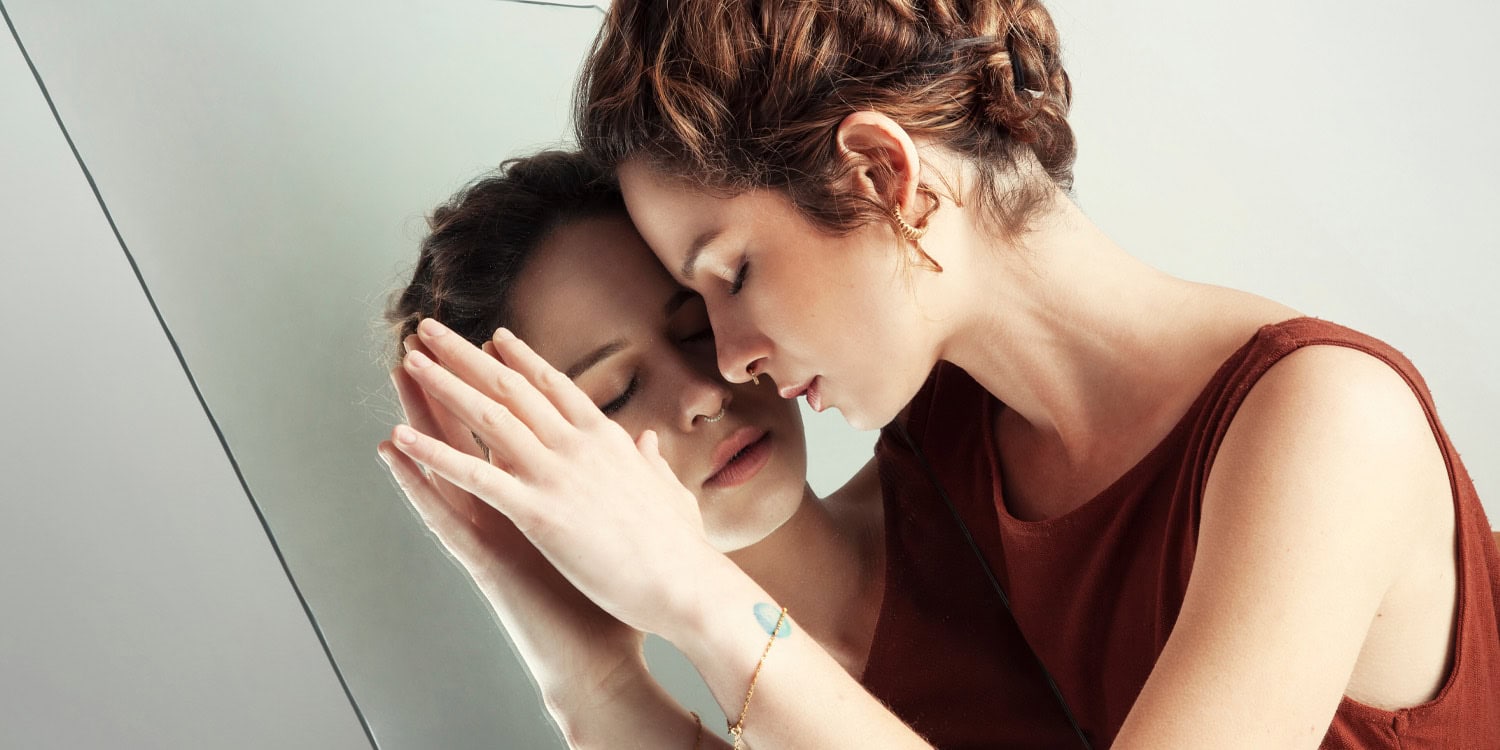 Нарцисс и перфекционист: встречаются не только в анекдотах